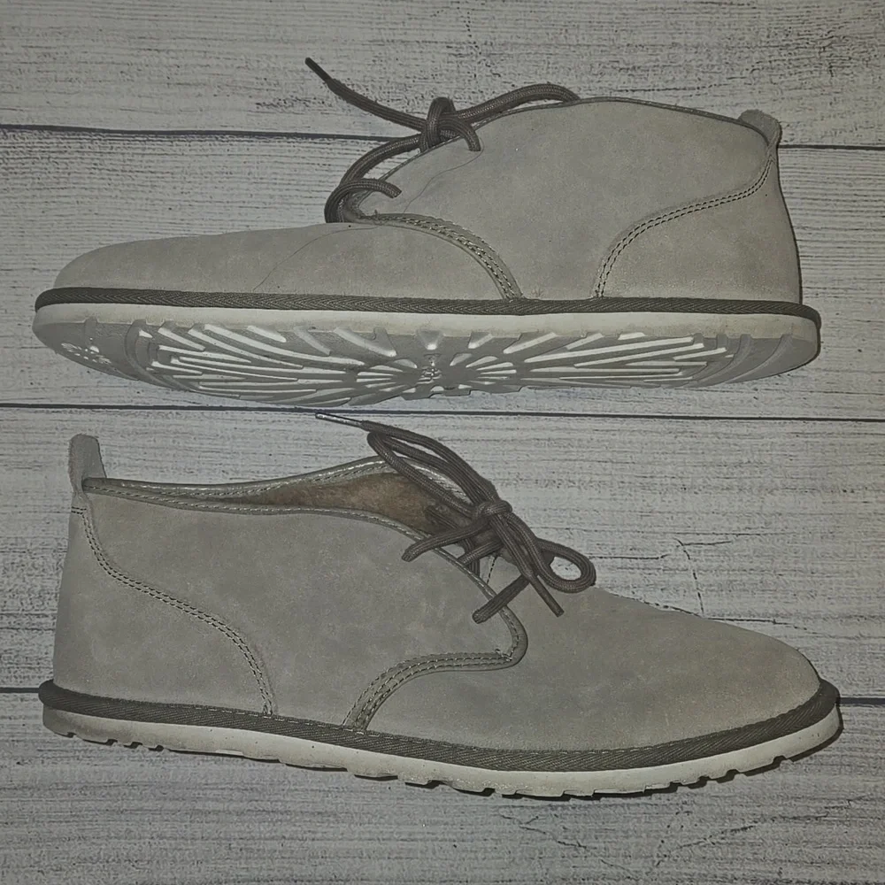 Ugg Men's Maksim Chukka Boots Gray Size 10